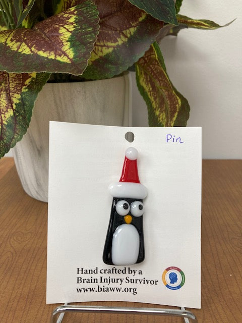 Pin- Penguin with Santa Hat