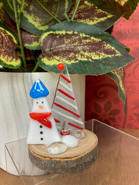 Stand up Fused Glass- Clear Tree with Red and White Stripes and Snowman