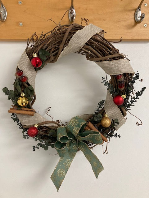 Christmas Wreath - Gold and Green