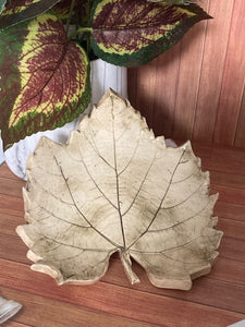 Ceramic - Plate, Brown Speckled Maple Leaf