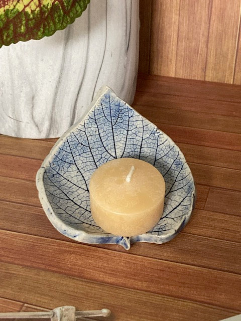 Ceramic - Trinket dish/Tealight holder, Blue Maple Leaf