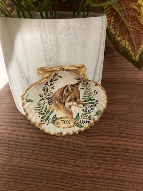Shell Trinket Dishes - Clamshell Animal, Fox